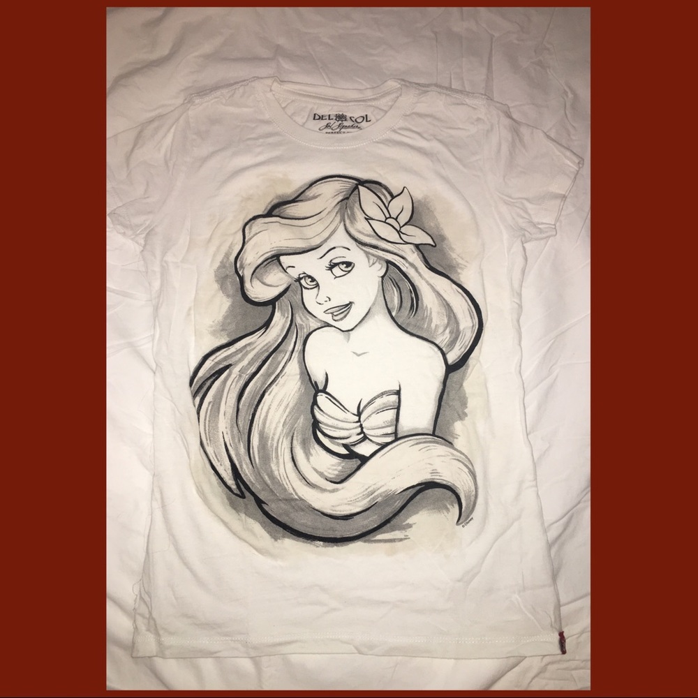 🔷🔹Little Mermaid Del Sol Color Changing Shirt